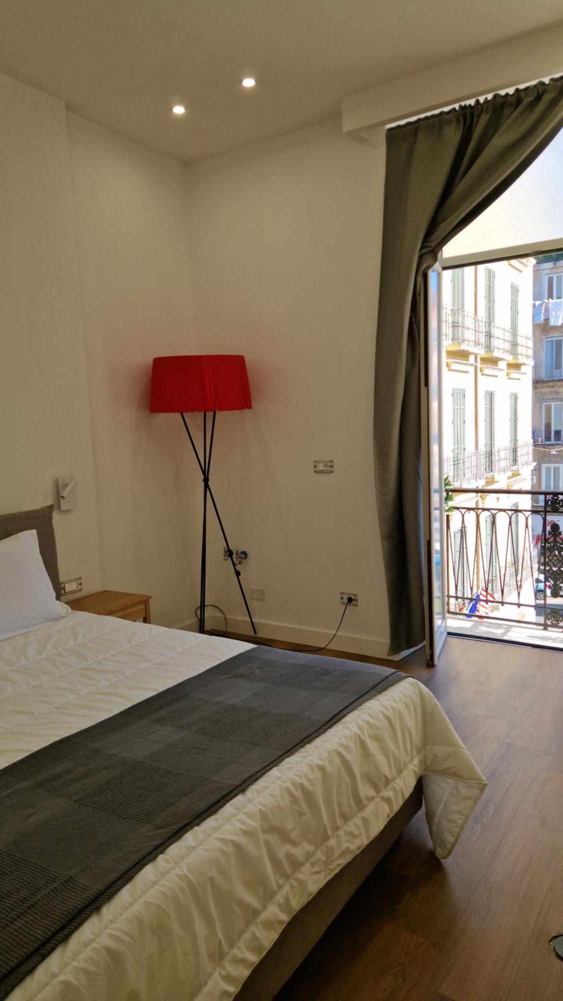 B&B City Center Naples Room photo